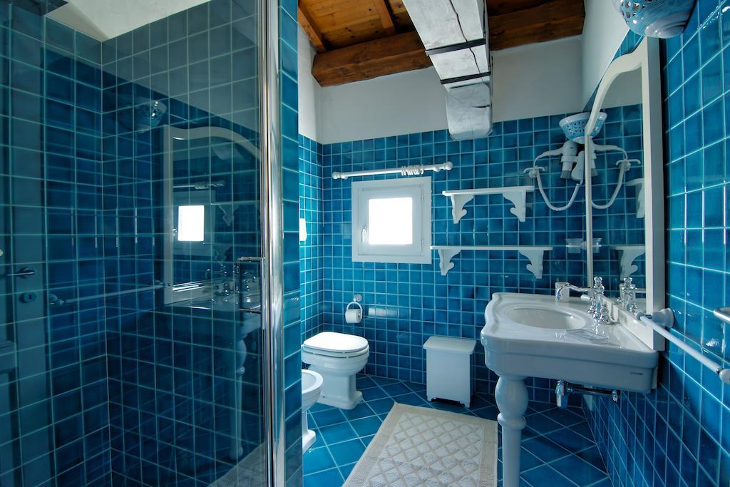 Domus Corallia-Luxury Rooms Porto Rotondo Habitación foto